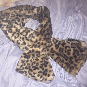 Faux leopard print scarf